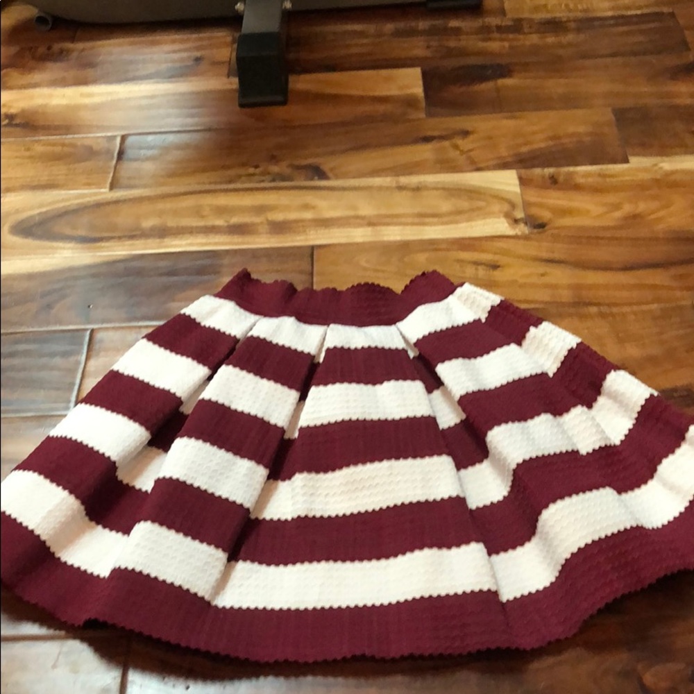Structured flair skirt